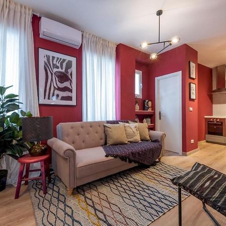 3 Bedrooms 1 Bathroom Furnished - Lavapies- Mintystay Madrid Buitenkant foto