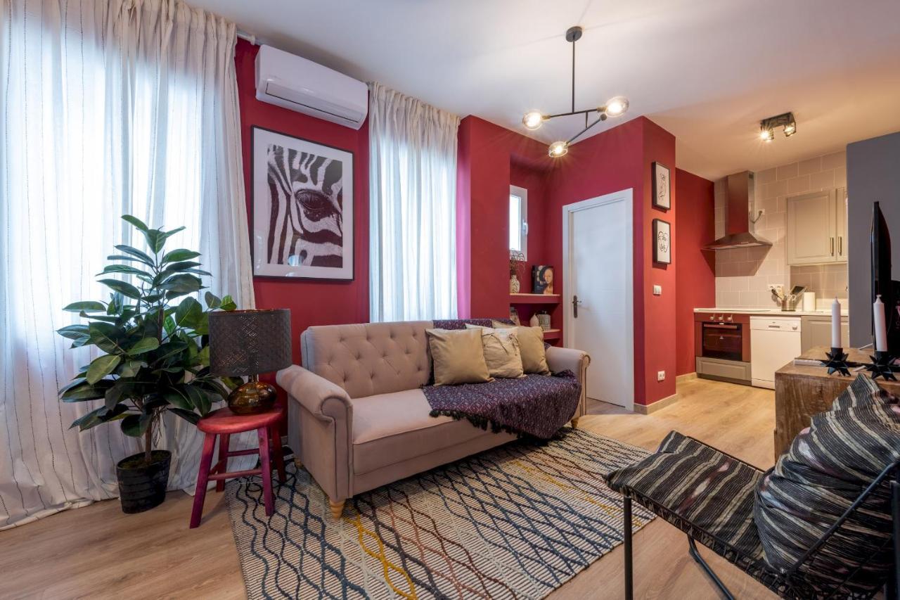 3 Bedrooms 1 Bathroom Furnished - Lavapies- Mintystay Madrid Buitenkant foto