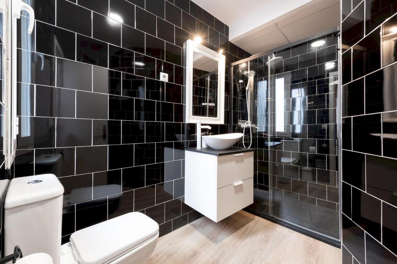 3 Bedrooms 1 Bathroom Furnished - Lavapies- Mintystay Madrid Buitenkant foto
